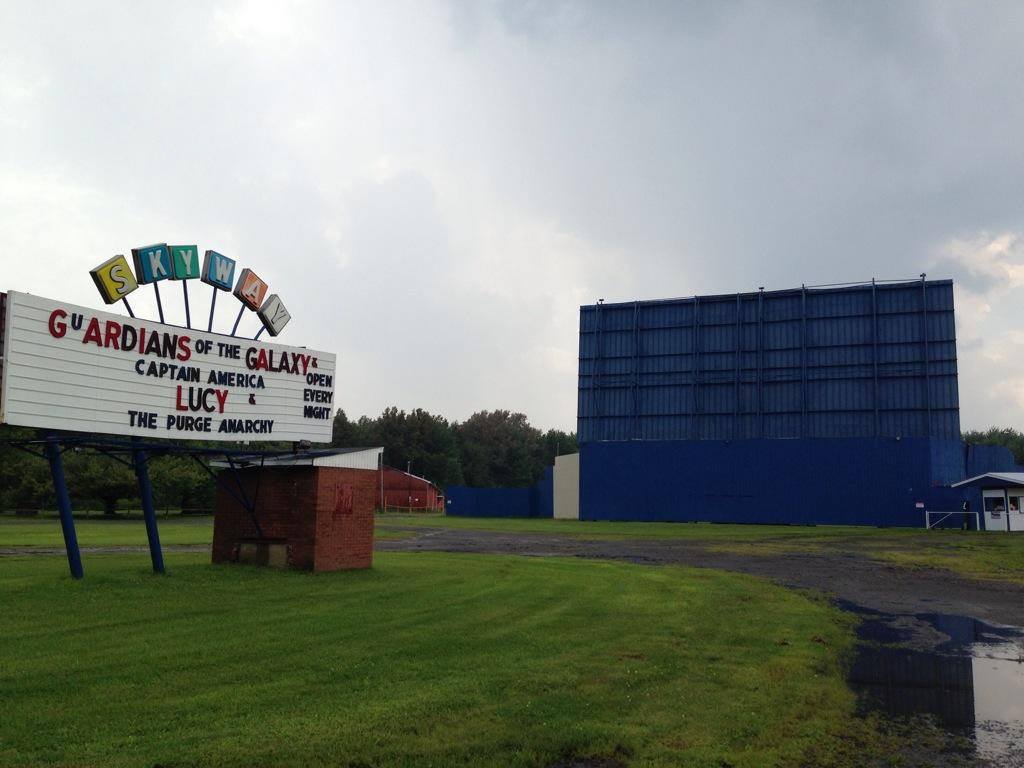 Skyway Drive-In Theatre in Northeast Ohio